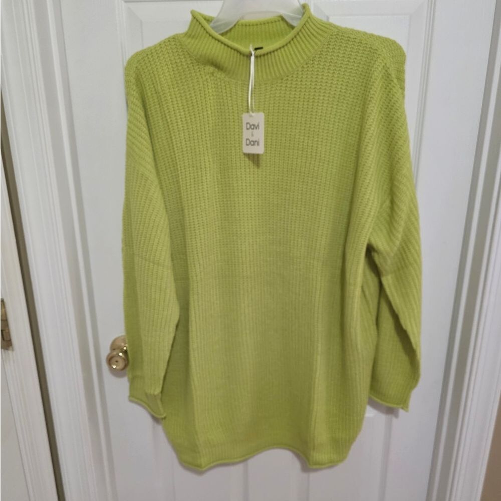 DAVI & DANI Women's Lime Green Sweater 1XL